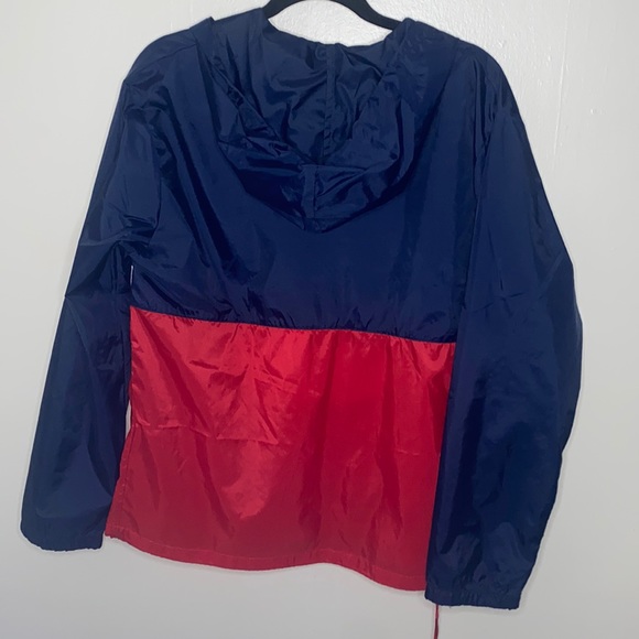 🪸Vintage Adidas windbreaker from the 80’s! - Picture 8 of 11